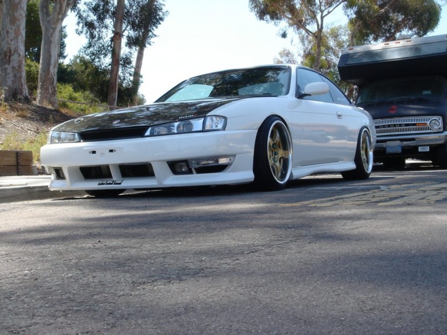 Nissan Silvia S14 rines Rays Gram Lights 57 Pro 17″ 10J ET25 225/35 18″ ET14 225/40