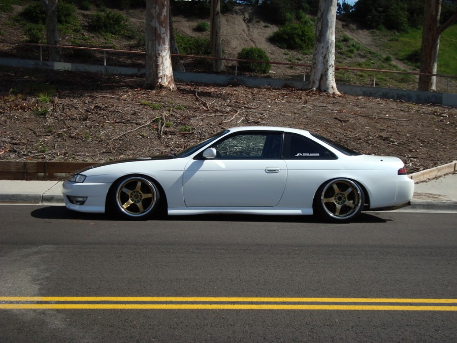 Nissan Silvia S14 rines Rays Gram Lights 57 Pro 17″ 10J ET25 225/35 18″ ET2 215/40