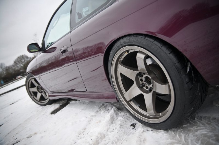 Nissan Silvia S14 rines Rota GTR 18″ 9.5J ET5 225/40 235/40