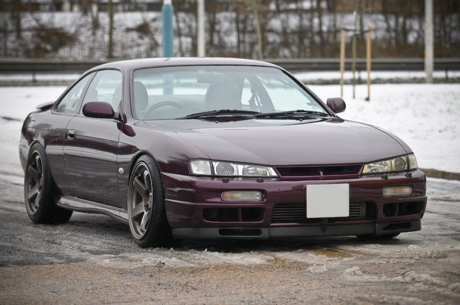 Nissan Silvia S14 rines Rota GTR 18″ 9.5J ET5 225/40 235/40