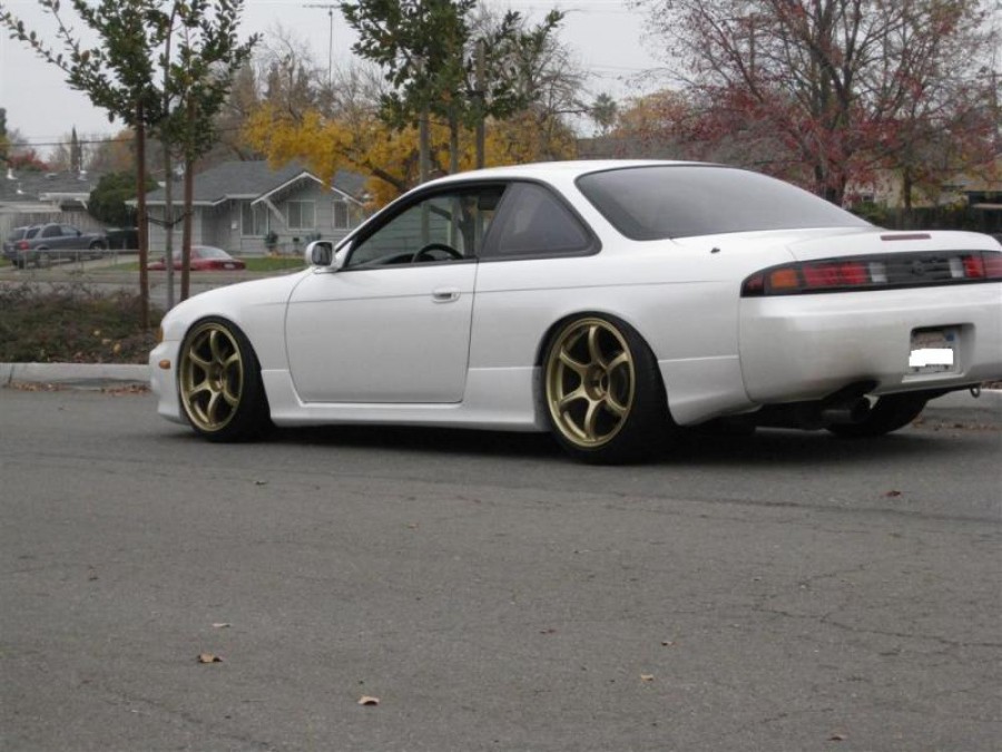 Nissan Silvia S14 rines Advan Yokohama RG II 18″ 9J ET-3 215/40 10J ET15 245/40