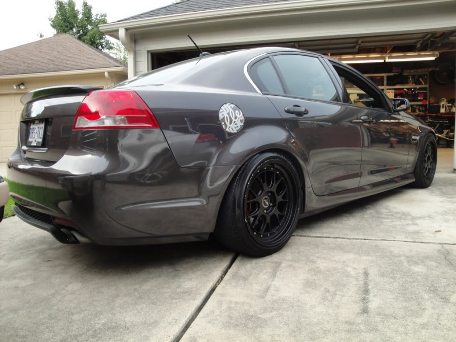 Pontiac G8 rines Linea Corse L22 19″ 8.5J ET30 245/40 10J ET37