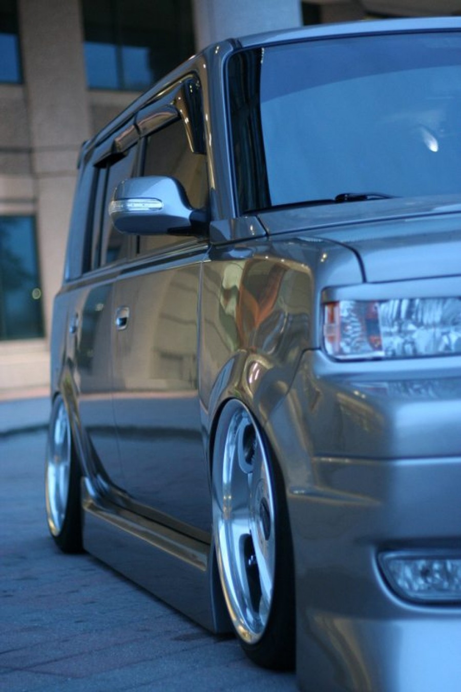 Scion xB rines Work Euroline DH 18″ 8.5J ET20 205/40 ET12