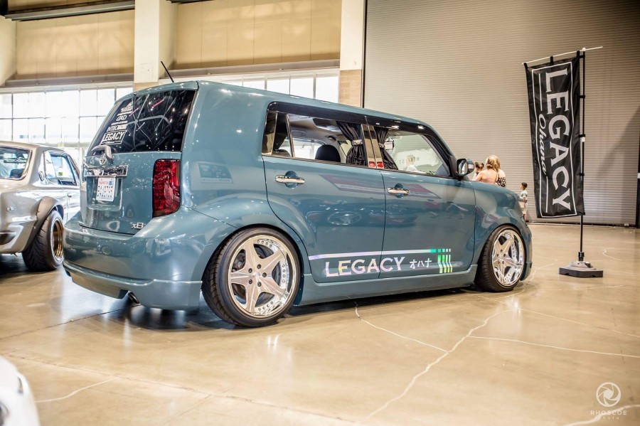 Scion xB rines Super Star Leon Hardiritt Orden 18″ 9J ET6 215/40 10J ET19 225/40