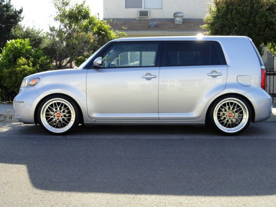 Scion xB rines BBS LM 19″ 8.5J ET35 235/35 9.5J ET33 245/35
