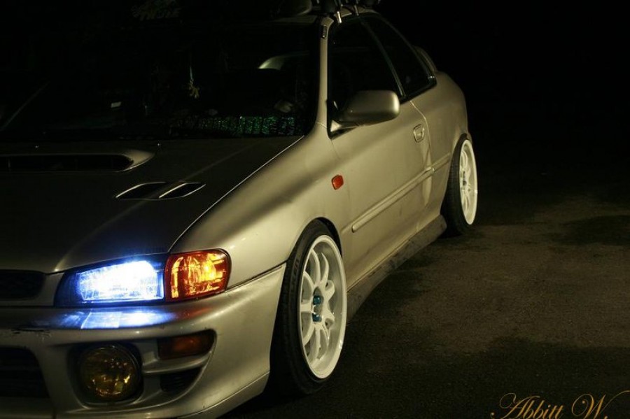 Subaru Impreza GM, GC, GF rines Work Emotion XD9 17″ 8.5J ET42 205/40 HYPHYmoment 