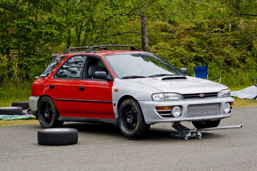Subaru Impreza GM, GC, GF rines Rota Slipstream 16″ 7J ET48 225/50 Wagon 