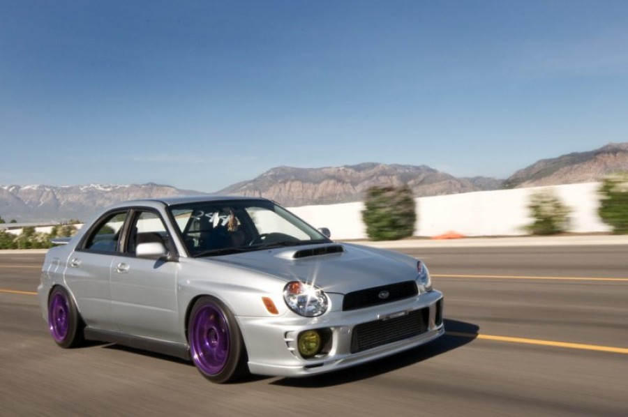 Subaru Impreza GD, GG rines Drag DR31 17″ 9J ET28 215/45