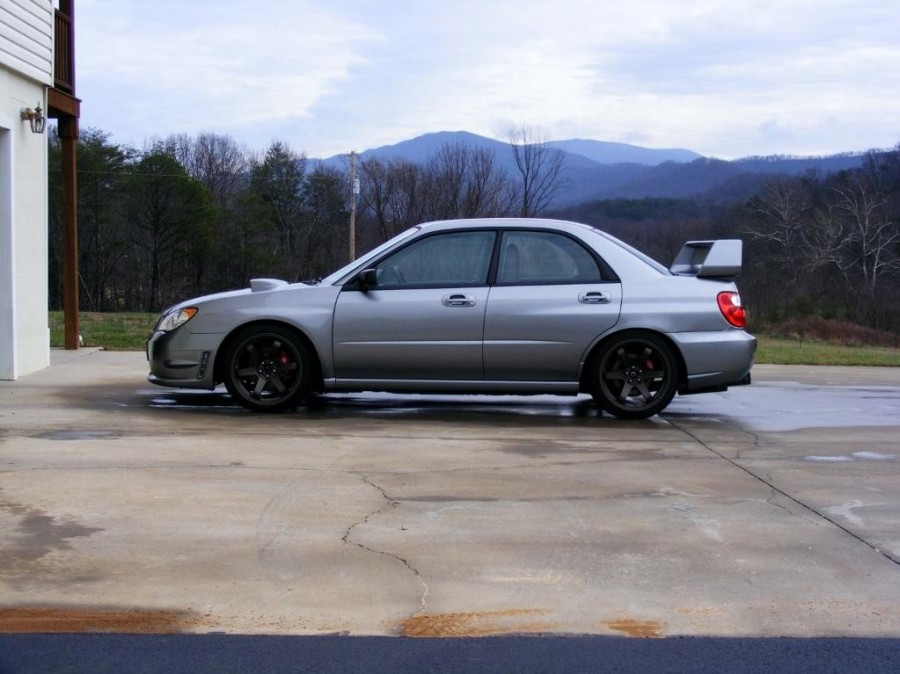 Subaru Impreza rines Rota Grid 18″ 9.5J ET38 235/40 WRX 