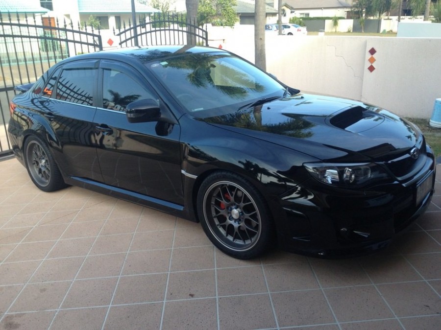 Subaru Impreza rines Koya BS TEK 18″ 9J ET35 275/35 WRX 