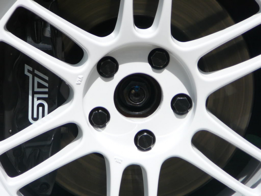 Subaru Impreza rines Enkei RPF1 18″ 10J ET35 265/35 ET38 WRX STI 