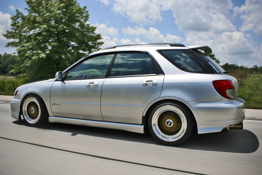 Subaru Impreza rines BBS RS 17″ 9J ET40 215/45 215/40 WRX Wagon 