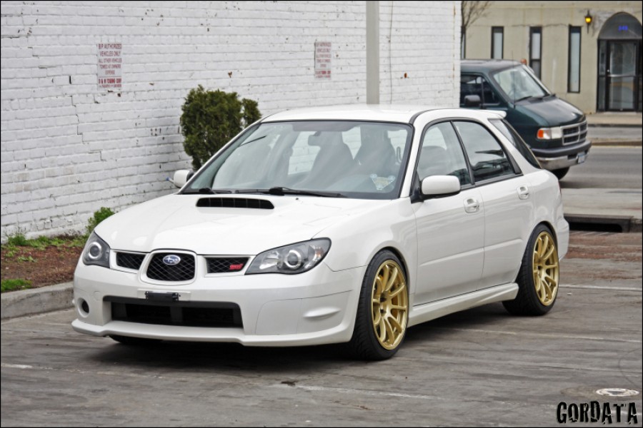 Subaru Impreza rines Rota G-force 18″ 9J ET35 225/40 WRX Wagon 