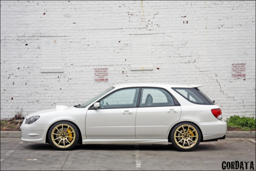 Subaru Impreza rines Rota G-force 18″ 9J ET35 225/40 WRX Wagon 