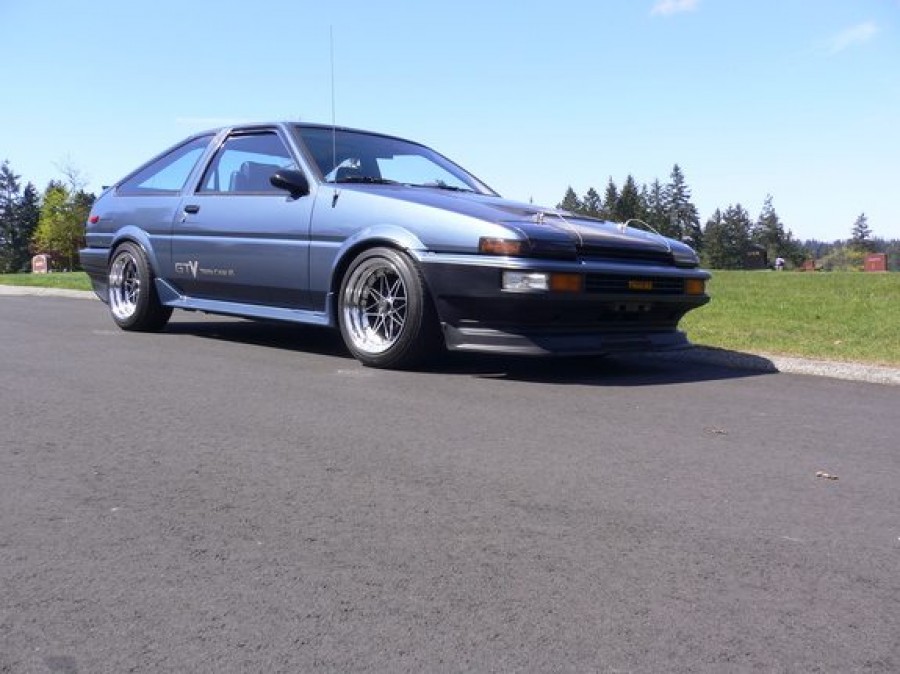 Toyota Corolla Levin AE85/AE86 rines Work Equip 03 15″ 8J 195/50 ET-3 205/50