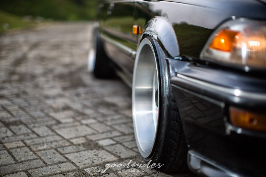 Toyota Corolla E90 rines Aluline Remotec 17″ 9J ET8 205/40