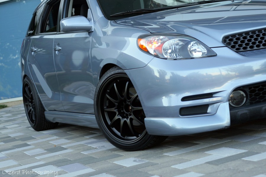 Toyota Matrix E130 rines Rota DPT 18″ 9J ET20 225/40 10J 245/40