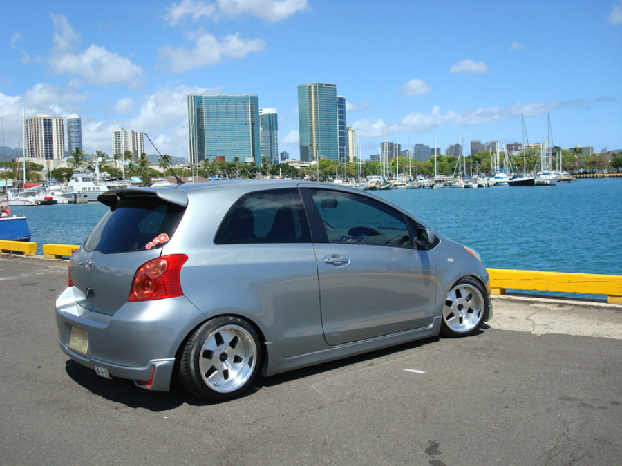 Toyota Yaris rines SSR Vienna Kreis 15″ 7.5J ET13 175/50