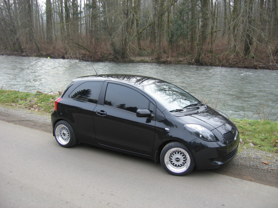 Toyota Yaris rines BBS RS 15″ 8.5J ET16 195/50