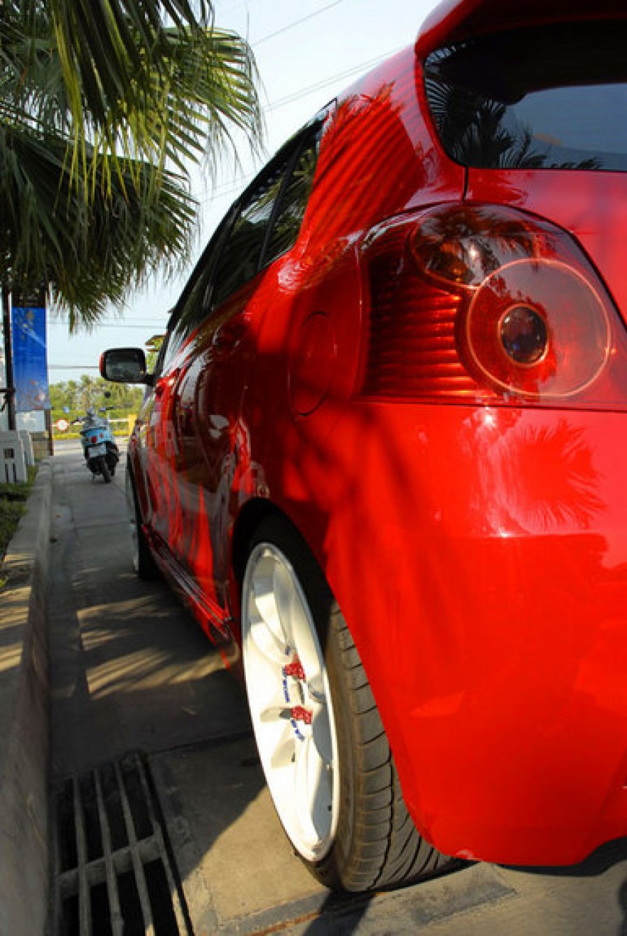 Toyota Yaris rines Work Emotion CR KAI 18″ 7.5J ET42 215/35 5 door 