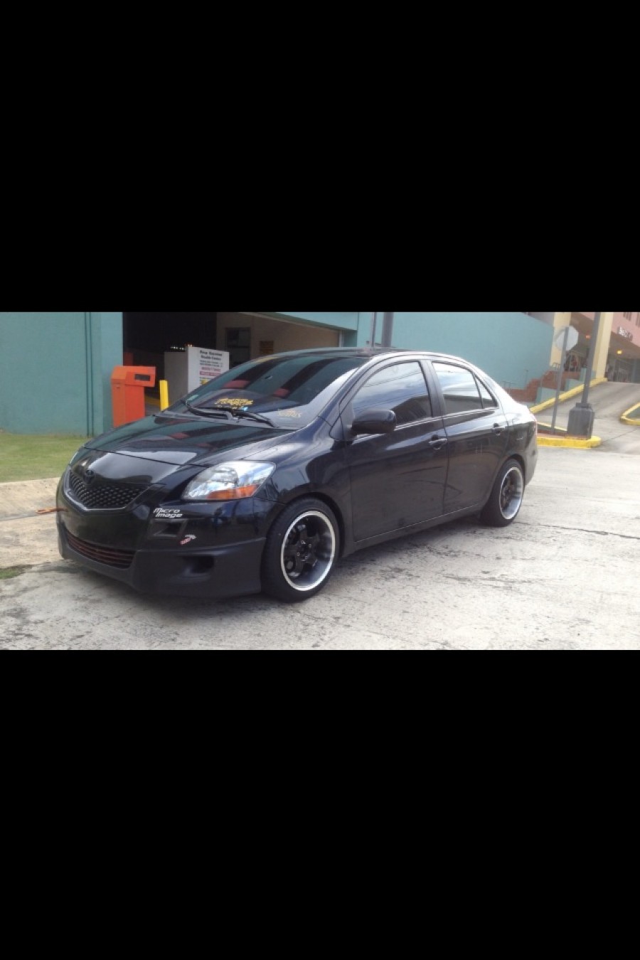 Toyota Yaris rines Rota Cup 16″ 8J ET35 205/45 Sedan 