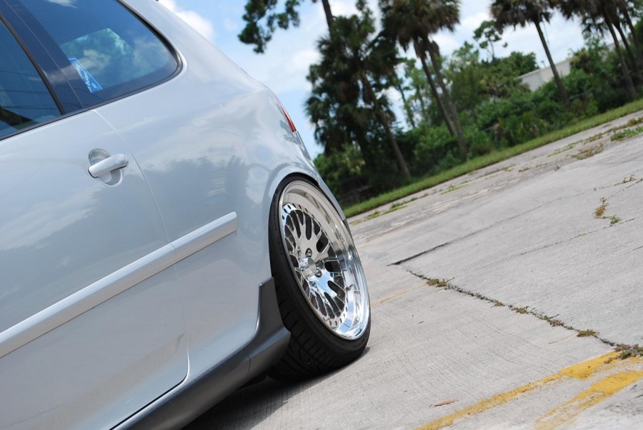 Volkswagen Golf rines CCW Classic 18″ 8.5J ET38 215/40 9.5J ET44 225/40