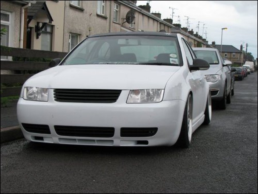 Volkswagen Jetta MK4/A4, Typ 1J rines Keskin KT2 18″ 8.5J ET52 215/35 9.5J 225/35
