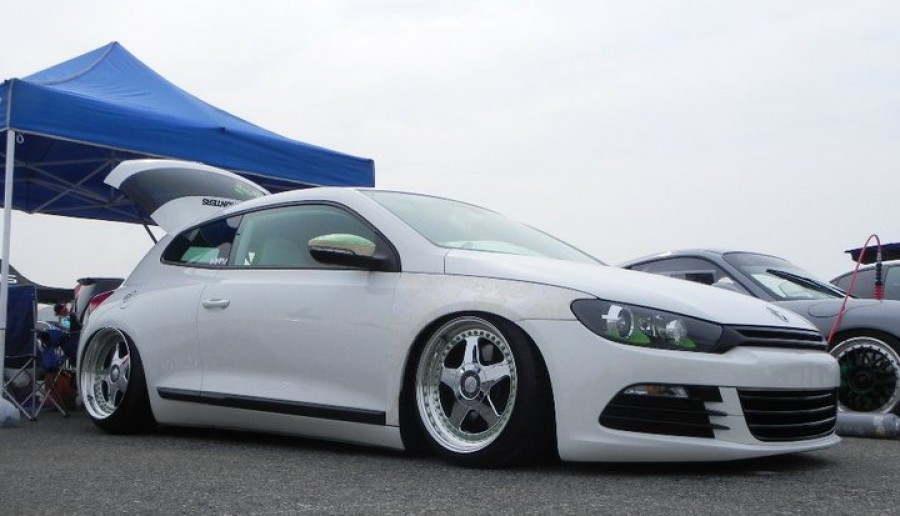 Volkswagen Scirocco 3 generation rines OZ Racing Futura 3 18″ 9.5J ET27 215/40 10.5J ET15 235/40