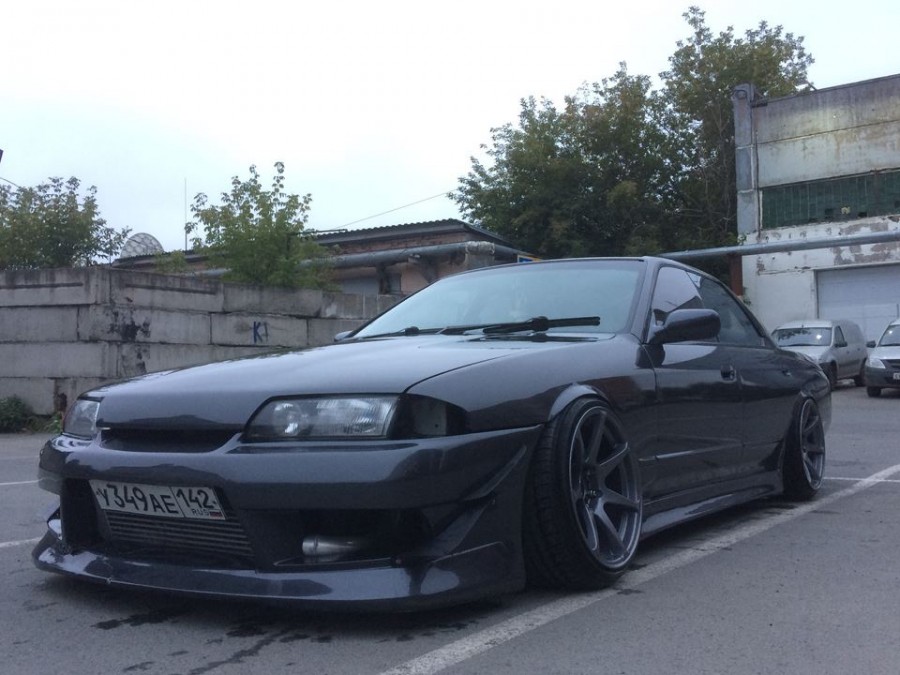 Nissan Skyline R32 rines CST Hyper Zero 1 17″ 9.5J ET15 215/40 4doors 