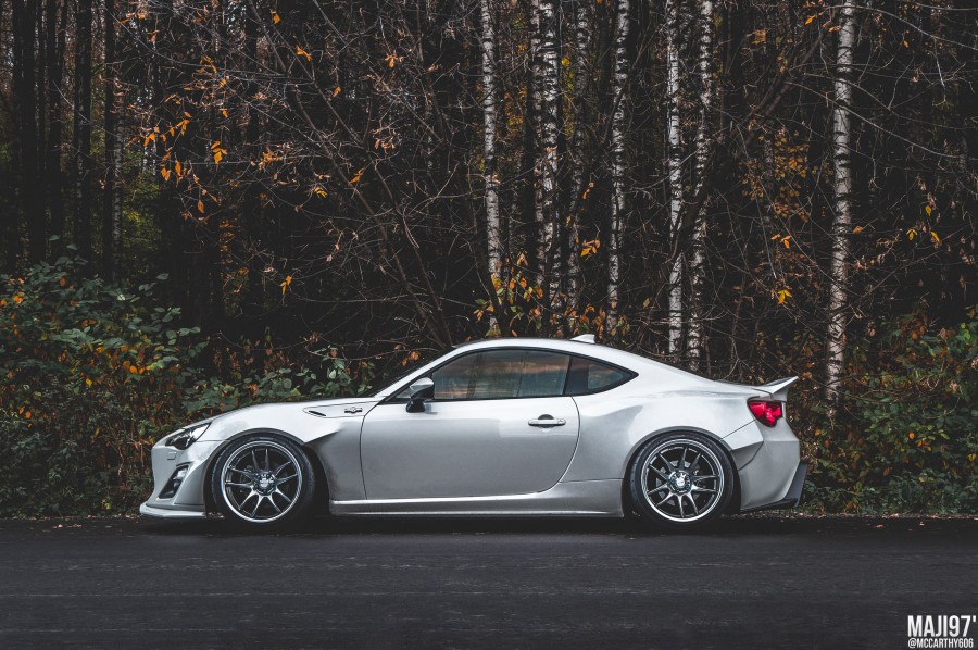 Toyota GT86 rines Work Emotion CR2P 18″ 10.5J ET-13 255/35 11.5J ET-26 285/30 StanceNation 