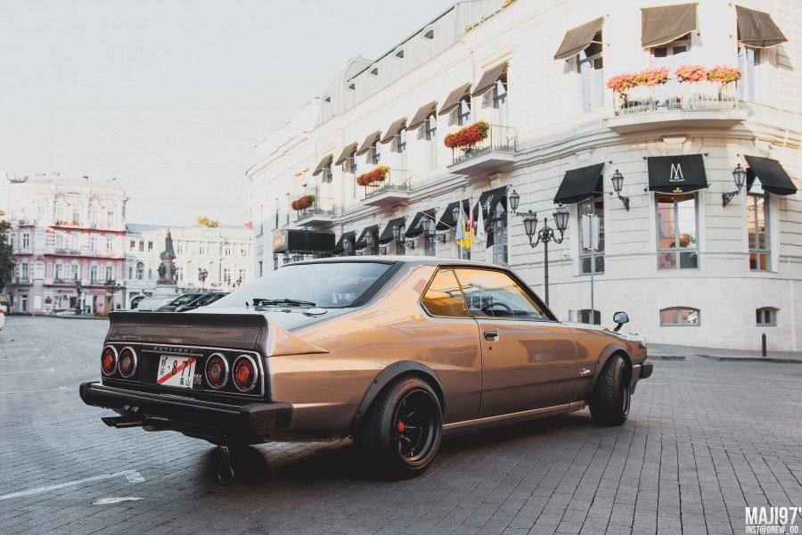 Nissan Skyline C210 rines Watanabe RS 15″ 9.5J ET-15 205/50 10.5J ET-25