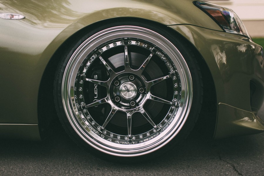 Lexus IS XE20 rines SSR Professor SP3 18″