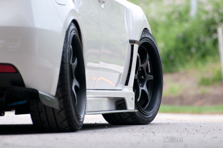 Subaru Impreza GE, GV, GH, GR rines Advan Yokohama RG-D 18″ 9J ET25 Varis STI 