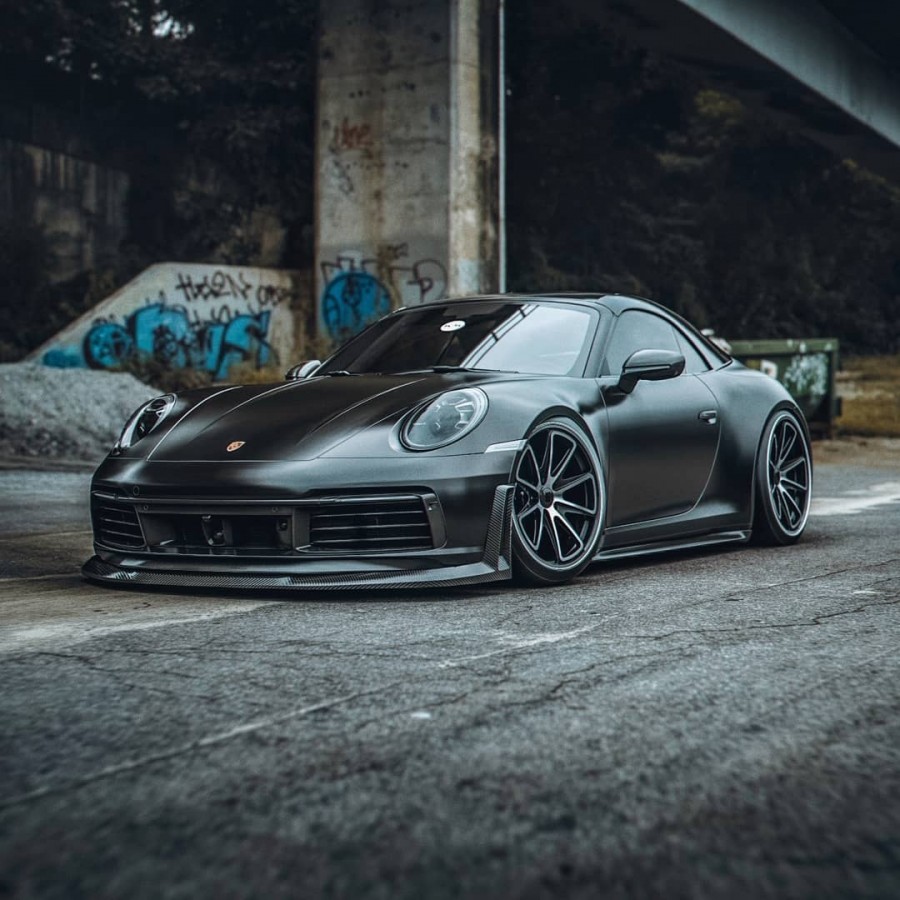 Porsche 911 992 rines Fifteen52 001M