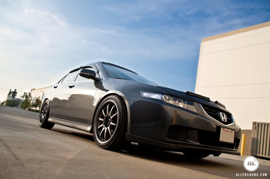 Acura TSX CL9 rines Rays Volk Racing CE28N 18″ 8.5J ET30 225/40