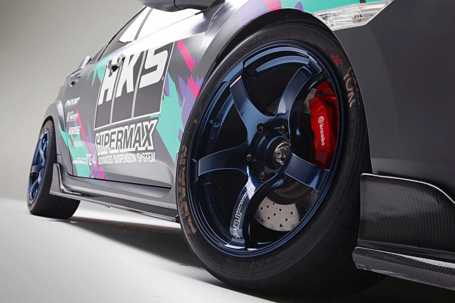 Honda Civic FC/FK rines Advan Yokohama TC4 18″ 9.5J 265/35