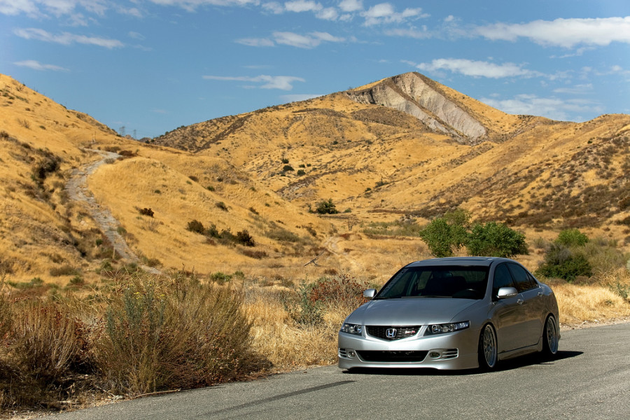 Acura TSX rines BBS LM 18″ 8J ET22 205/40 9J ET27 215/40