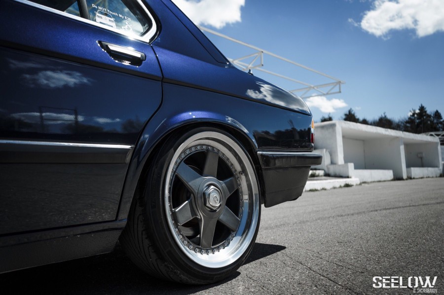BMW 3 series E30 rines Crimson Linea Sport 18″ 8.5J ET45 9.5J