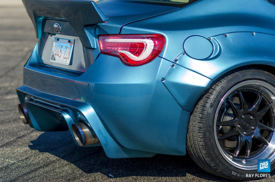 Subaru BRZ rines F1R F102 18″ 9.5J 225/55