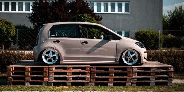 Volkswagen Up