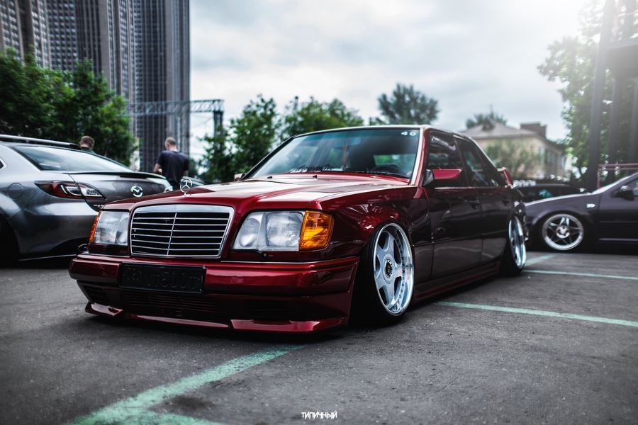 Mercedes-Benz E-Class W124 rines SSR Koenig Monster