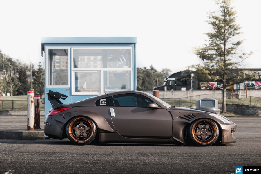Nissan 350Z rines Art In Motion MA50 19″ 12J ET-2 275/30 13J ET-42 305/30