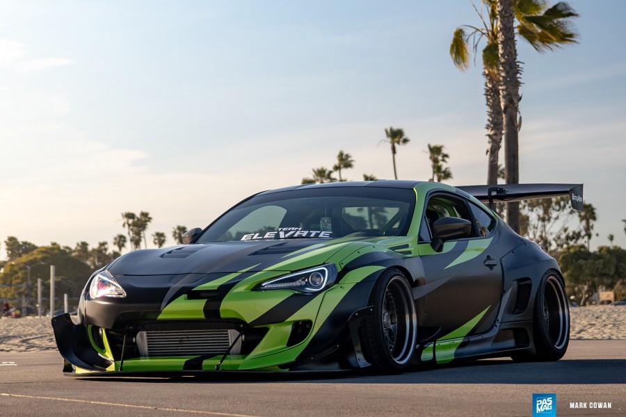 Scion FR-S rines Rotiform LVS 18″ 10.5J ET-17 255/35 12.5J ET-27 285/35