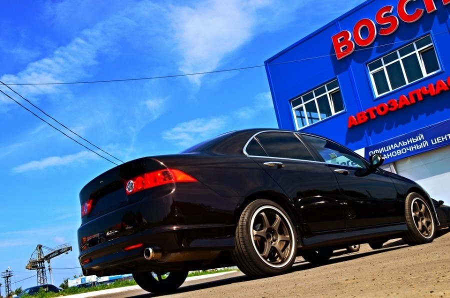 Honda Accord 7 generation rines 5Zigen PRO RACER GN+ 18″ 7.5J ET43 225/40 8.5J ET48