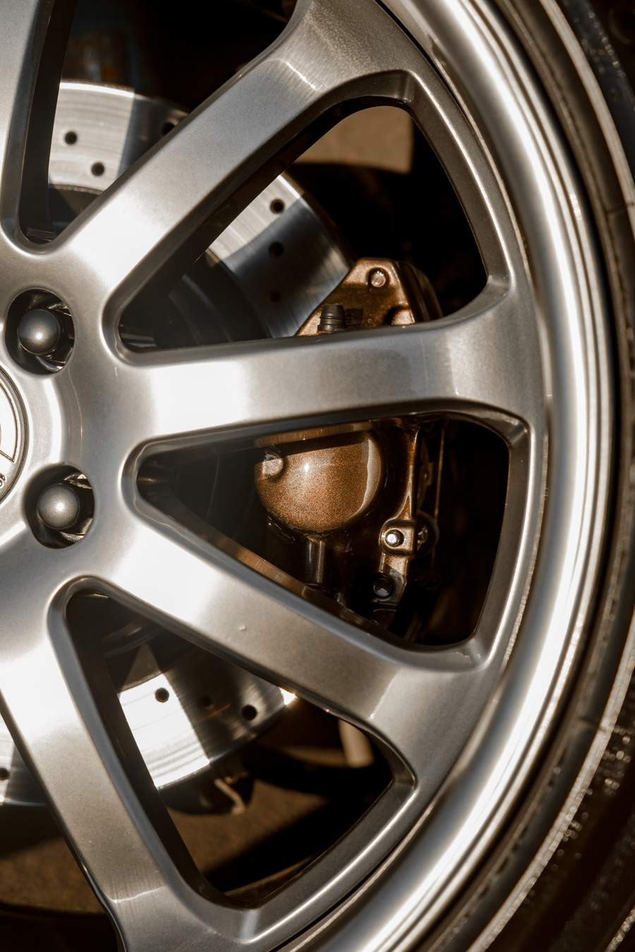 Nissan 350Z rines Work Gnosis HS204 19″ 9.5J 10.5J