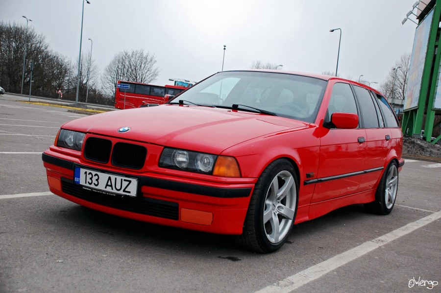 BMW 3 series E36 rines Rial Salerno 5 spoke 17″ 8J ET20 205/50