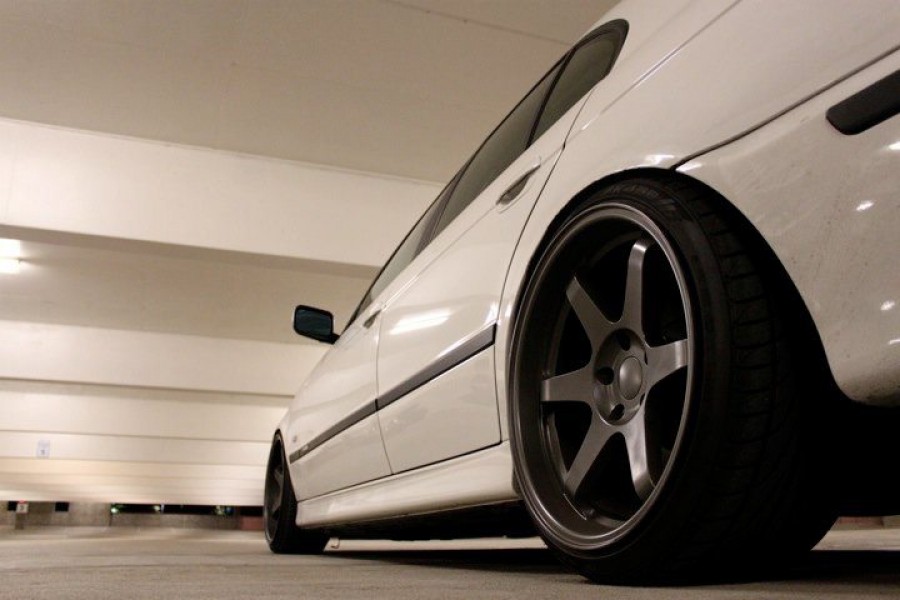 BMW 5 series E39 rines Varrstoen ES 2.2.2 19″ 9.5J ET21 225/35 10.5J ET20 265/30