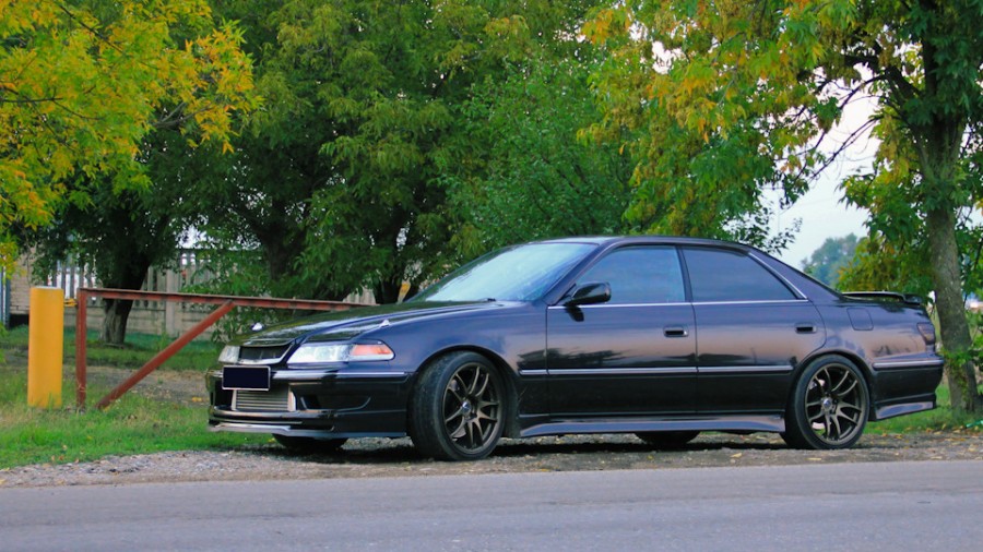 Toyota Mark II 100 rines Work Emotion CR Kiwami 18″ 8.5J ET30 9.5J ET38