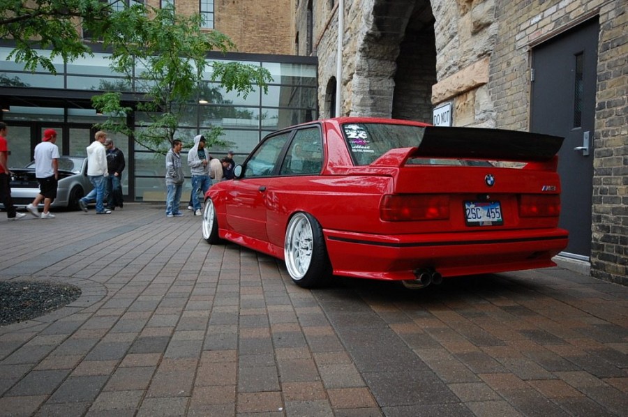 BMW 3 series E30 rines SSR Formula Mesh 17″ 9J ET-2 215/35 10J 225/35