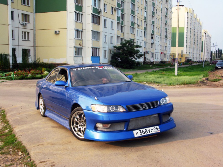 Toyota Mark II 90 rines Manaray Sport Vertec VR-5 17″